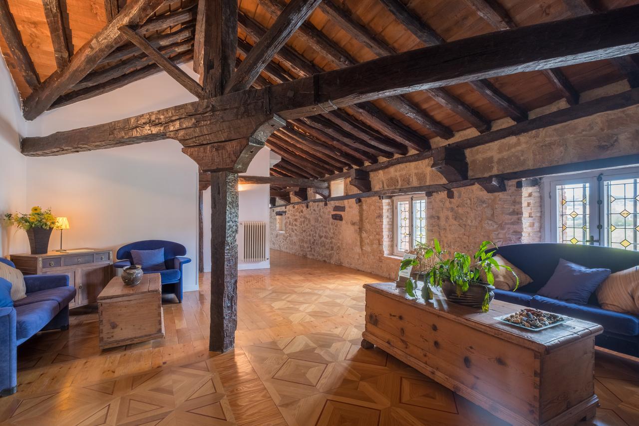 Hotel Posada Santa Maria La Real Aguilar de Campóo Kültér fotó